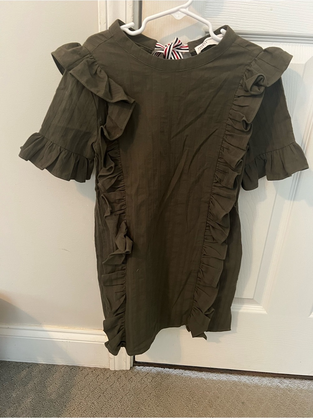 NWOT English Factory Recess Olive Ruffle Short Sleeve Kids Dress 5/6